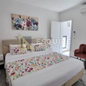 ROVANJSKA - Vila katnica s bazenom i velikim vrtom u blizini mora - 270m2