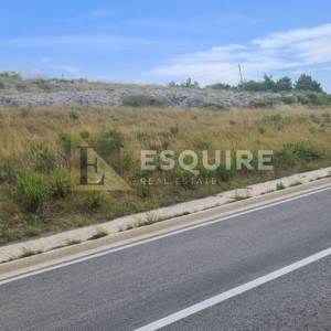 RTINA - Građevinsko zemljište s pogledom na more - 1294m2