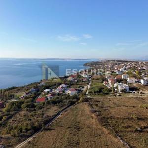 RTINA - Građevinsko zemljište na moru - 682 m2