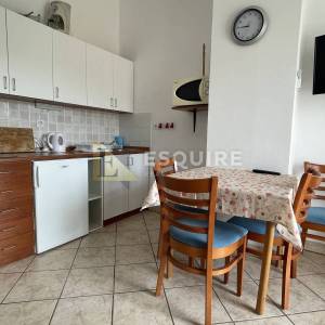 SABUNIKE - Apartmanska kuća sa 6 jedinica - 300m2