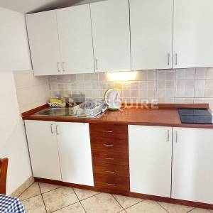 SABUNIKE - Apartmanska kuća sa 6 jedinica - 300m2