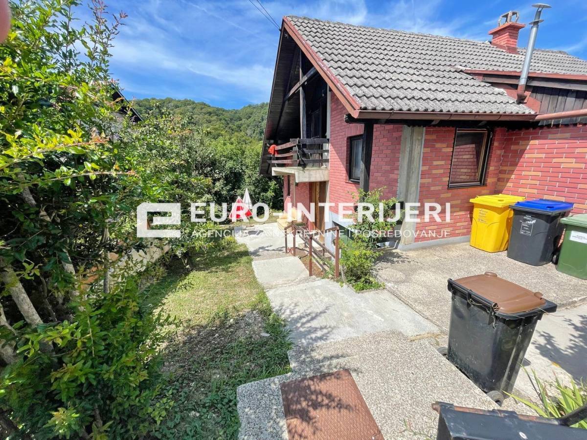 Samobor, Anindol – obiteljska kuća 180 m² na parceli od 523 m²