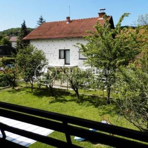 Samobor/Perivoj/samostojeća sedmerosobna kuća/PRILIKA!