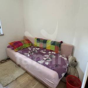 SAMOSTOJEĆA KUĆA SA TRI STAMBENE JEDINICE NA MIRNOJ LOKACIJI