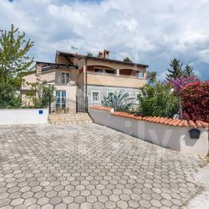 SAMOSTOJEĆA MEDITERANSKA KUĆA U BLIZINI POREČA