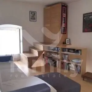 ŠARMANTNA SAMOSTOJEĆA KUĆA U STAROM GRADU LABINU