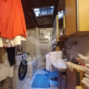 ŠARMANTNA STARA KUĆA U PULI KOJA ČEKA OBNOVU