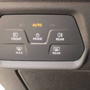 Seat Leon 2.0 TDi *LED, NAVIGACIJA, KAMERA*