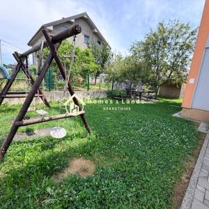 Sesvete,3-soban stan ukupne površine 81m2 s prostranom terasom i PM