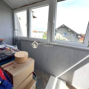 Sesvete,3-soban stan ukupne površine 81m2 s prostranom terasom i PM