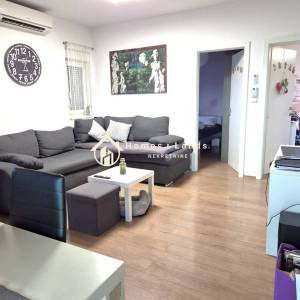 Sesvete,3-soban stan ukupne površine 81m2 s prostranom terasom i PM
