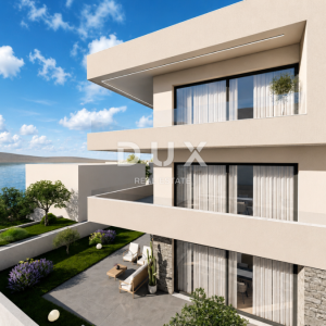 ŠIBENIK, TISNO – Stan 2. red uz more s pogledom na more i velikom terasom i vrtom 