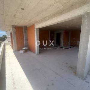 ŠIBENIK, TISNO – Stan s prekrasnim pogledom na more, 2. red uz more, top oprema