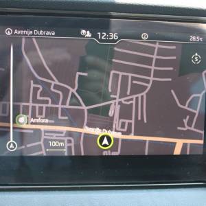 Škoda Karoq 1.5 TSi DSG *LED, NAVIGACIJA, KAMERA*