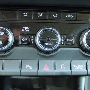 Škoda Karoq 1.5 TSi DSG *LED, NAVIGACIJA, KAMERA*