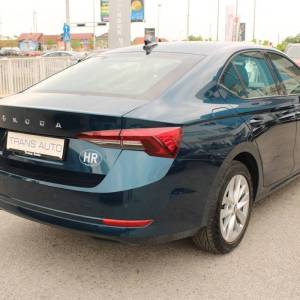 Škoda Octavia 2.0 TDi DSG 150ks *LED, NAVIGACIJA*