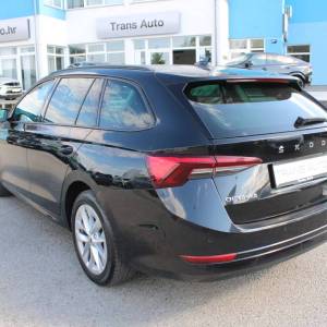 Škoda Octavia Combi 2.0 TDi DSG 150ks *LED, NAVIGACIJA*