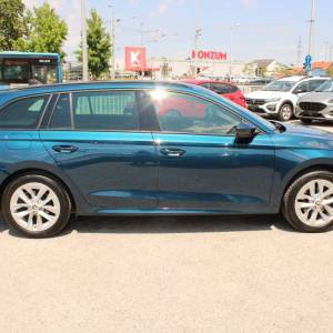 Škoda Octavia Combi 2.0 TDi DSG *LED, NAVIGACIJA*
