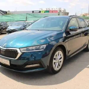 Škoda Octavia Combi 2.0 TDi DSG *LED, NAVIGACIJA*