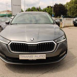 Škoda Octavia Combi 2.0 TDi DSG *LED, NAVIGACIJA*
