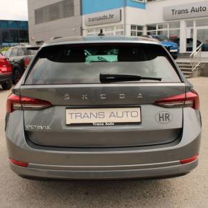 Škoda Octavia Combi 2.0 TDi DSG *LED, NAVIGACIJA*