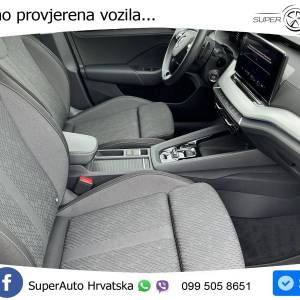 Škoda Octavia Combi 2.0 TDI DSG Ambition 150 KS, ACC+KAM+KEY+GR SJED+VIRT+LANE