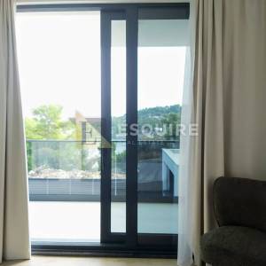 ŠOLTA Urbana luksuzna villa uz more - 237m2
