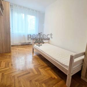 ŠPANSKO, ANTUNA ŠOLJANA, I. kat, lift, 3-soban stan, garaža, šupa