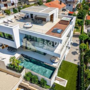 SPLIT - Ekskluzivna vila s pogledom na more