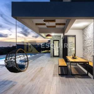 SPLIT - URBAN VILLA WITH THE VIEW