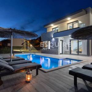 SPLIT - URBAN VILLA WITH THE VIEW