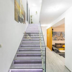 SPLIT - URBAN VILLA WITH THE VIEW
