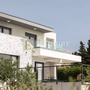 SPLIT - URBAN VILLA WITH THE VIEW