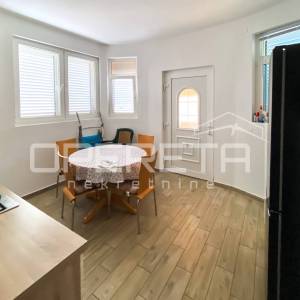 Srima – 2S stan u prizemlju blizu mora