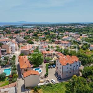 Stan s panoramskim pogledom prema moru i okolici, Ližnjan