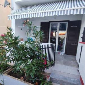 Stan s terasom  – 100 m od mora, Novigrad