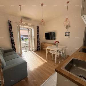 Stan s terasom  – 100 m od mora, Novigrad