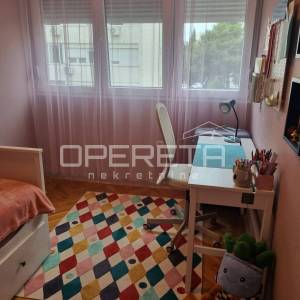 Stan Split Sukoišan – 2 spavaće sobe i lođa