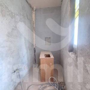 STAN ZA RENOVACIJU NA VEOMA MIRNOJ LOKACIJI