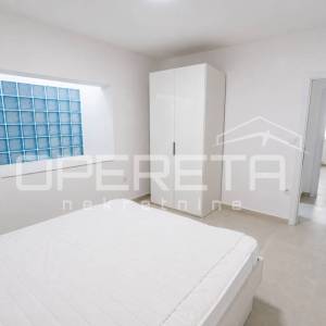 Stara Novalja  - 6 etažiranih apartmana prvi red do mora