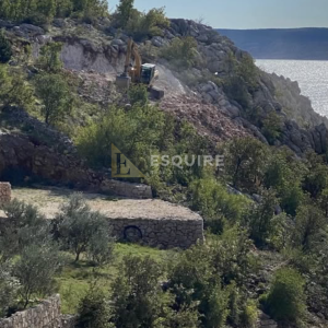 STARIGRAD - PAKLENICA Građevinsko zemljište s projektom - 1500m2