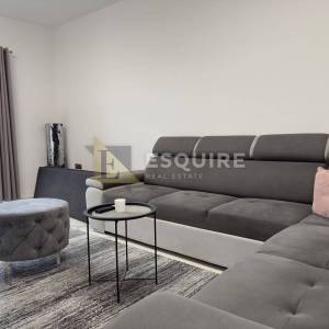 SUKOŠAN . dvosoban namješten uređen apartman na 1. katu!!!