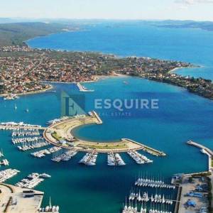 SUKOŠAN - Građevinsko zemljište 400m od mora - 2000m2