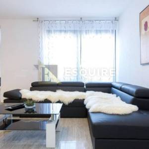 SUKOŠAN - Kuća sa tri stana ukupne stambene površine - 345m2