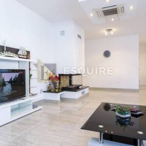 SUKOŠAN - Kuća sa tri stana ukupne stambene površine - 345m2