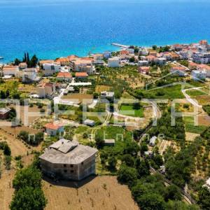 .Sv. Martin, Podstrana – zemljište nadomak najljepših plaža