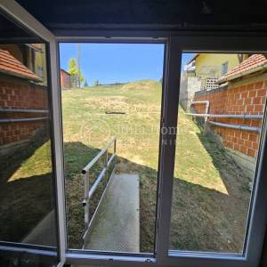 Sveta Nedelja/SVETONEDELJSKI BREG/kuća za život ili investiciju/POVOLJNO!