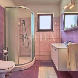 Svetvinčenat, okolica, Villa sa jacuzzijem i grijanim bazenom