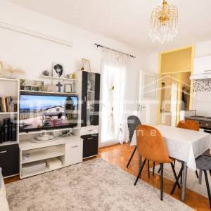 Svijetao 1S+DB s lođom | 12. kat | 40 m² | Dva lifta