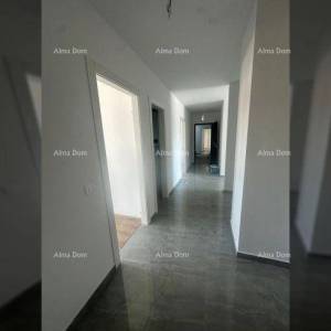 Tar – Vabriga | Moderan dvoetažni stan s impresivnom krovnom terasom od 110 m²